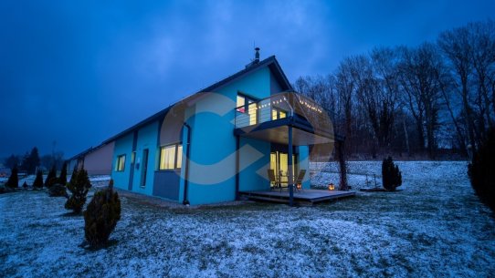 35-Noční dům1